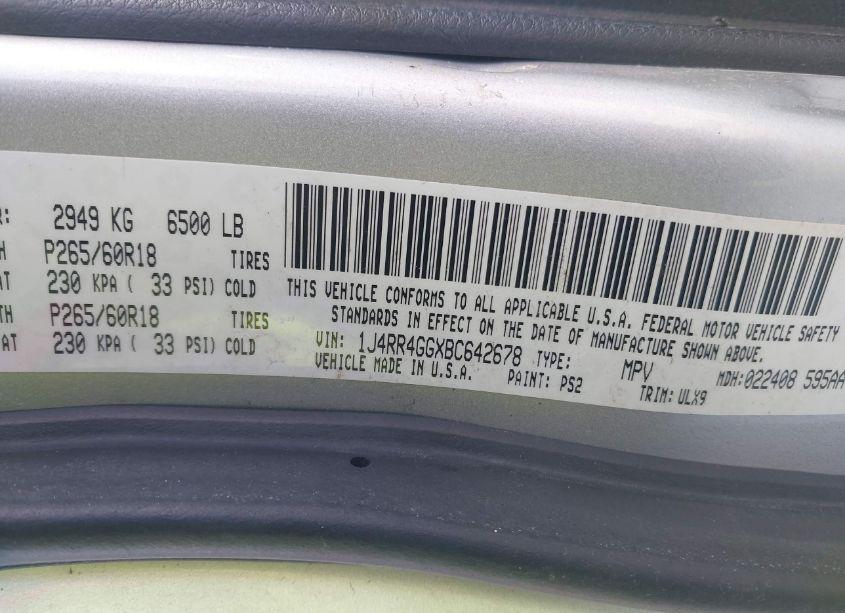 Photo 9 of 2011 Jeep Grand CHEROKEE LAREDO (VIN 1J4RR4GGXBC642678)