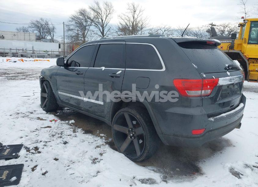 Photo 3 of 2011 Jeep Grand CHEROKEE LAREDO (VIN 1J4RR4GGXBC681173)