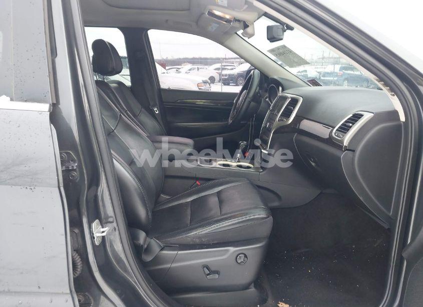 Photo 5 of 2011 Jeep Grand CHEROKEE LAREDO (VIN 1J4RR4GGXBC681173)