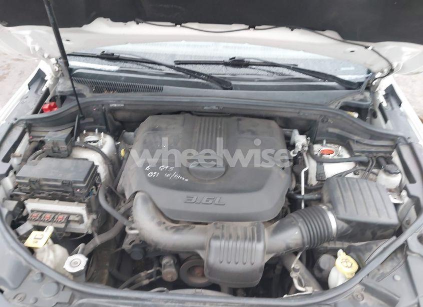 Photo 10 of 2011 Jeep Grand CHEROKEE LAREDO (VIN 1J4RR4GGXBC724197)