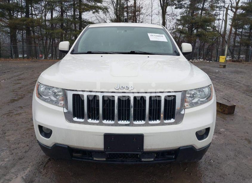 Photo 13 of 2011 Jeep Grand CHEROKEE LAREDO (VIN 1J4RR4GGXBC724197)