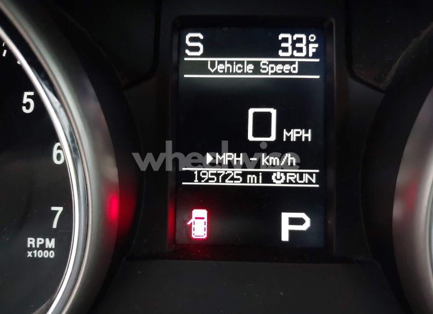 Photo 16 of 2011 Jeep Grand CHEROKEE LAREDO (VIN 1J4RR4GGXBC724197)