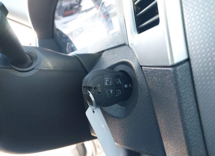 Photo 11 of 2010 Jeep Grand CHEROKEE LAREDO (VIN 1J4RR4GT3AC111303)