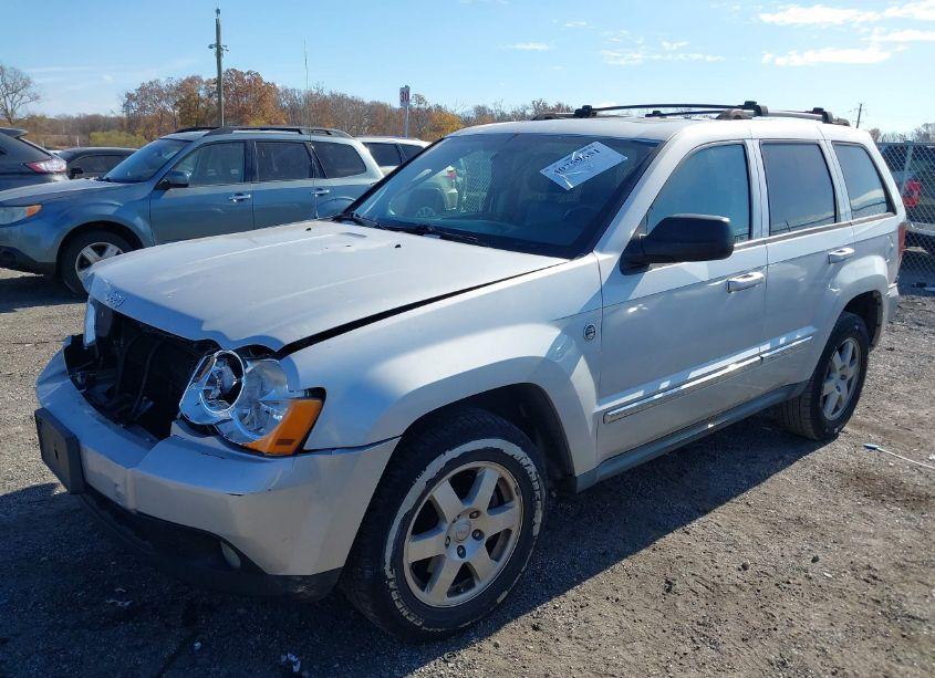 Photo 2 of 2010 Jeep Grand CHEROKEE LAREDO (VIN 1J4RR4GT3AC111303)
