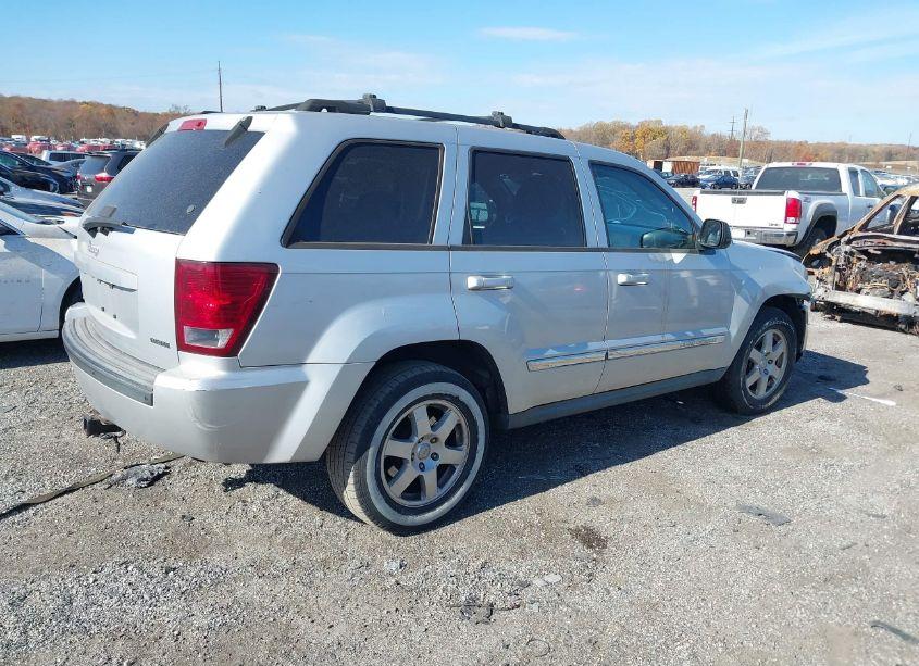 Photo 4 of 2010 Jeep Grand CHEROKEE LAREDO (VIN 1J4RR4GT3AC111303)
