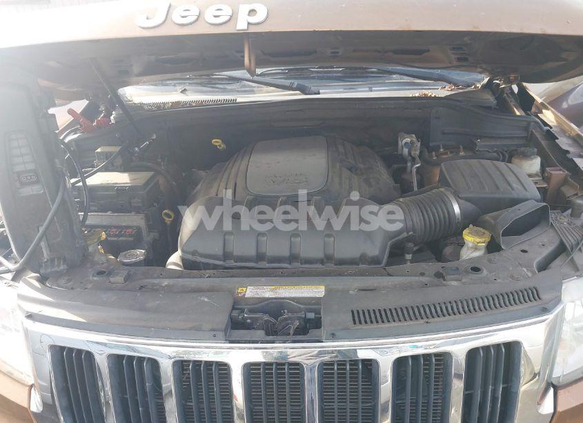 Photo 10 of 2011 Jeep Grand CHEROKEE LAREDO (VIN 1J4RR4GT3BC675311)