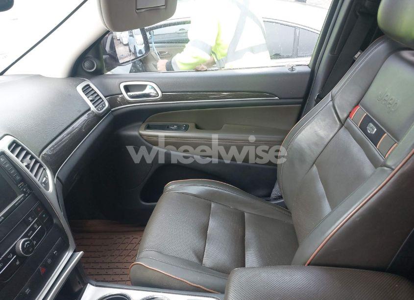 Photo 5 of 2011 Jeep Grand CHEROKEE LAREDO (VIN 1J4RR4GT3BC675311)