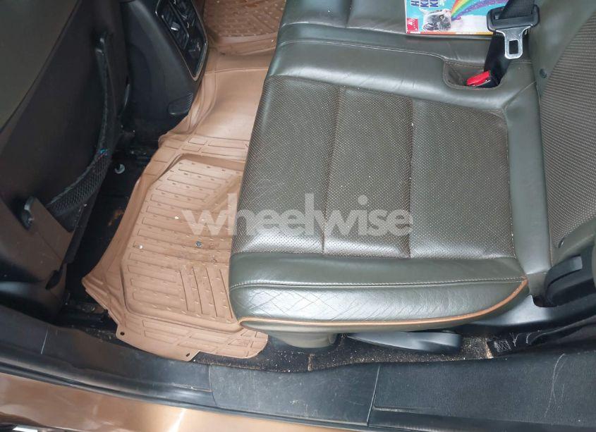 Photo 8 of 2011 Jeep Grand CHEROKEE LAREDO (VIN 1J4RR4GT3BC675311)