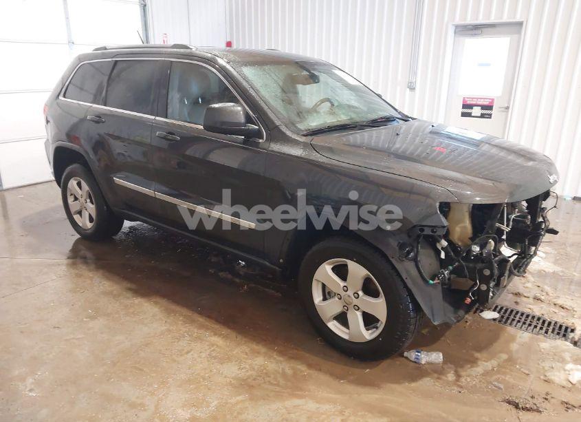 2011 Jeep Grand CHEROKEE LAREDO (VIN 1J4RR4GT3BC705682) main photo