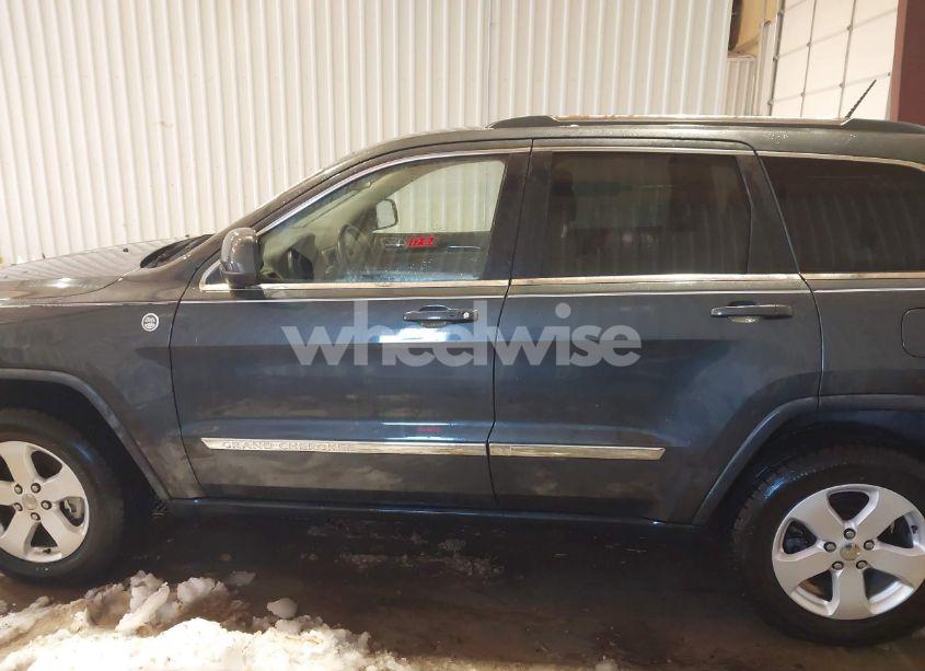 Photo 15 of 2011 Jeep Grand CHEROKEE LAREDO (VIN 1J4RR4GT3BC705682)