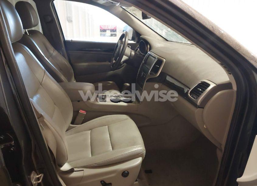 Photo 5 of 2011 Jeep Grand CHEROKEE LAREDO (VIN 1J4RR4GT3BC705682)