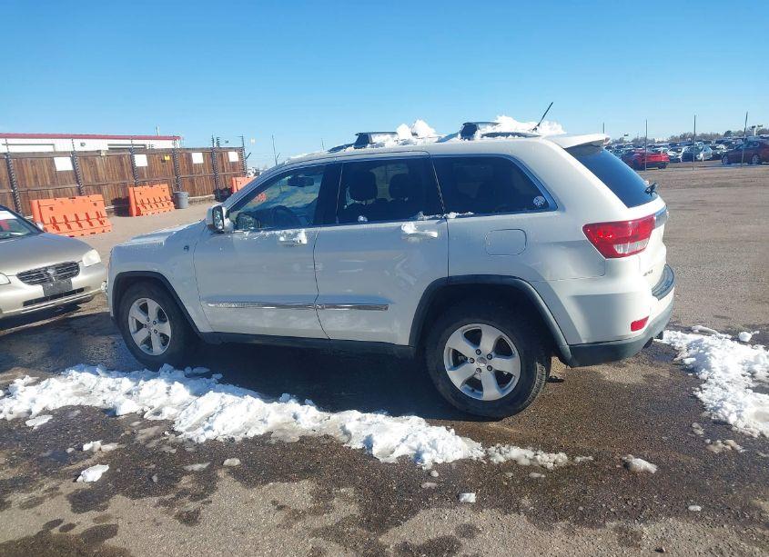 Photo 14 of 2011 Jeep Grand CHEROKEE LAREDO (VIN 1J4RR4GT3BC726595)