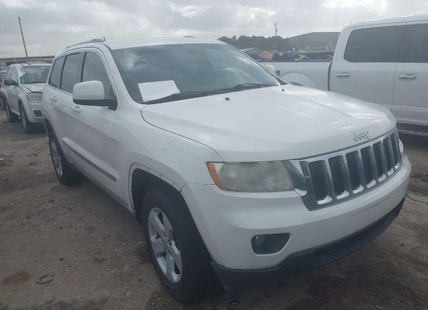 2011 Jeep Grand CHEROKEE LAREDO (VIN 1J4RR4GT5BC574464) main photo