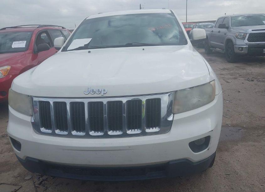 Photo 12 of 2011 Jeep Grand CHEROKEE LAREDO (VIN 1J4RR4GT5BC574464)