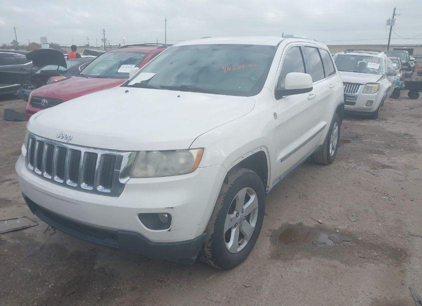 Photo 2 of 2011 Jeep Grand CHEROKEE LAREDO (VIN 1J4RR4GT5BC574464)