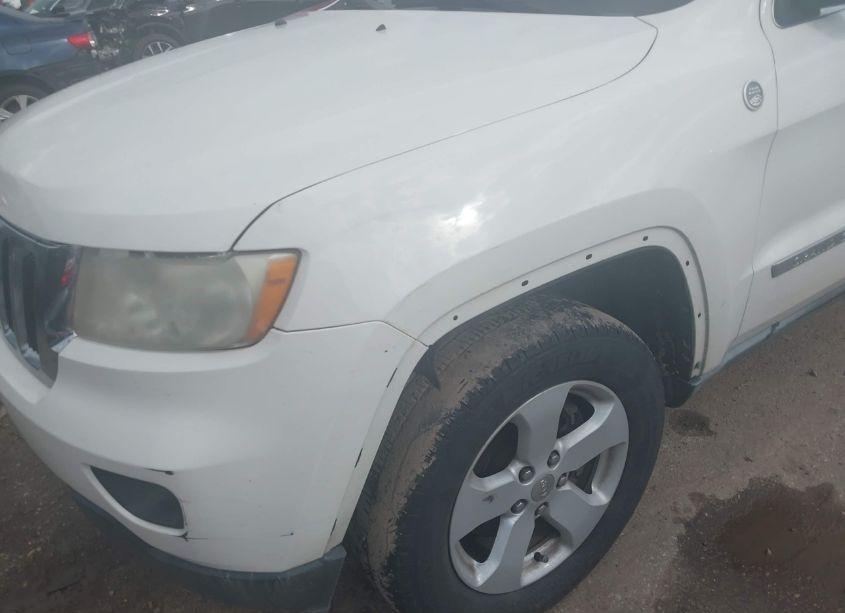 Photo 6 of 2011 Jeep Grand CHEROKEE LAREDO (VIN 1J4RR4GT5BC574464)