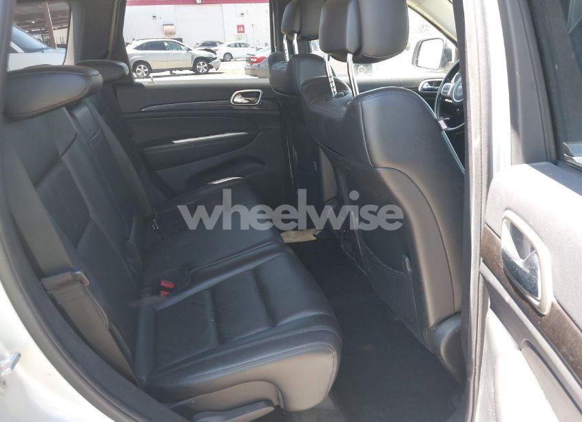 Photo 8 of 2011 Jeep Grand CHEROKEE LAREDO (VIN 1J4RR4GT5BC590986)