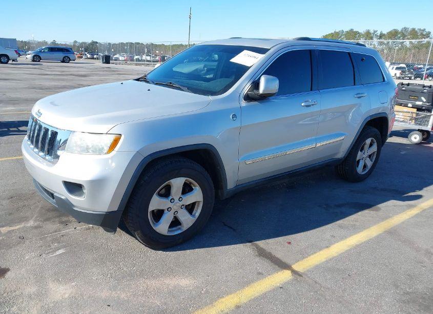 Photo 2 of 2011 Jeep Grand CHEROKEE LAREDO (VIN 1J4RR4GT5BC678453)