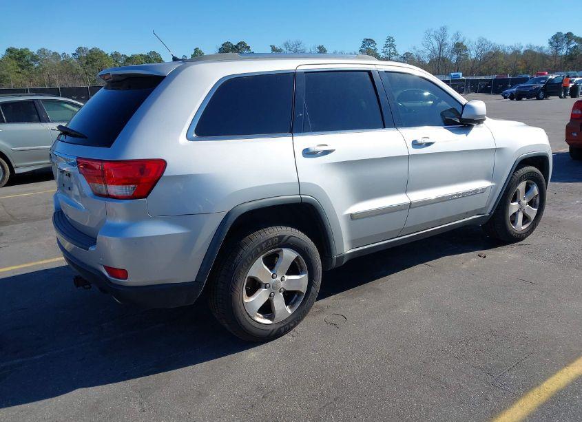 Photo 4 of 2011 Jeep Grand CHEROKEE LAREDO (VIN 1J4RR4GT5BC678453)