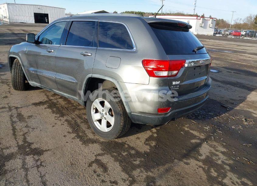 Photo 3 of 2011 Jeep Grand CHEROKEE LAREDO (VIN 1J4RR4GT6BC715848)