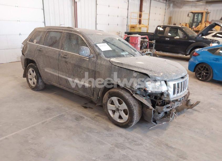 2011 Jeep Grand CHEROKEE LAREDO (VIN 1J4RR4GT8BC591372) main photo