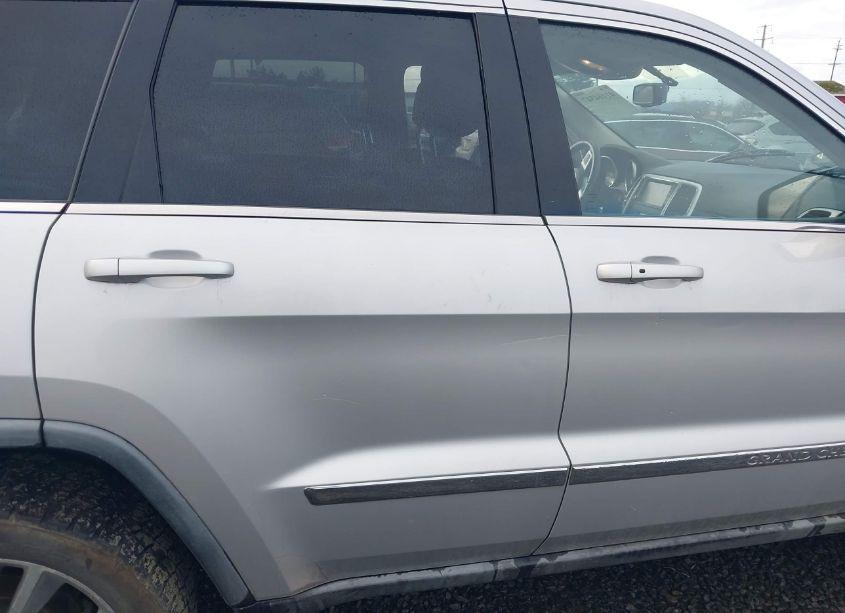 Photo 6 of 2011 Jeep Grand CHEROKEE LAREDO (VIN 1J4RR4GT8BC673828)