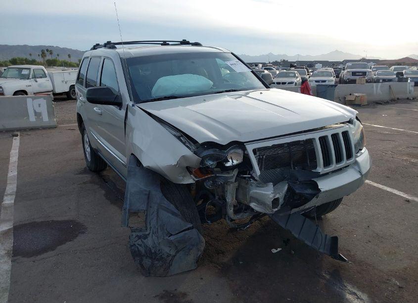 Photo 6 of 2010 Jeep Grand CHEROKEE LAREDO (VIN 1J4RR4GTXAC153323)