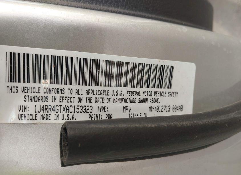 Photo 9 of 2010 Jeep Grand CHEROKEE LAREDO (VIN 1J4RR4GTXAC153323)