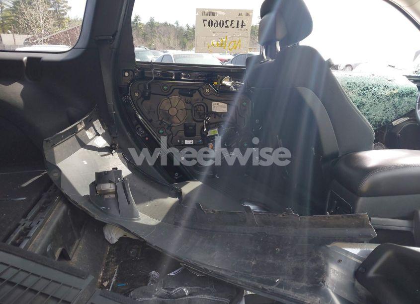 Photo 8 of 2011 Jeep Grand CHEROKEE LIMITED (VIN 1J4RR5GG0BC612899)