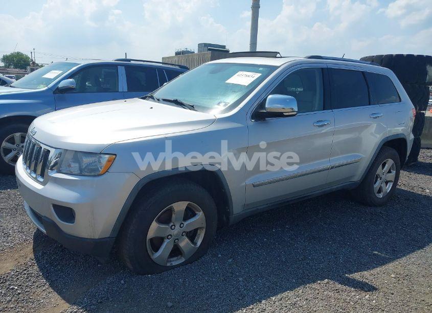 Photo 2 of 2011 Jeep Grand CHEROKEE LIMITED (VIN 1J4RR5GG2BC528485)