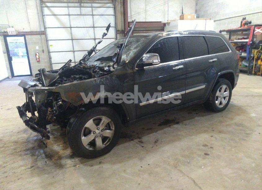 Photo 2 of 2011 Jeep Grand CHEROKEE LIMITED (VIN 1J4RR5GG2BC562474)