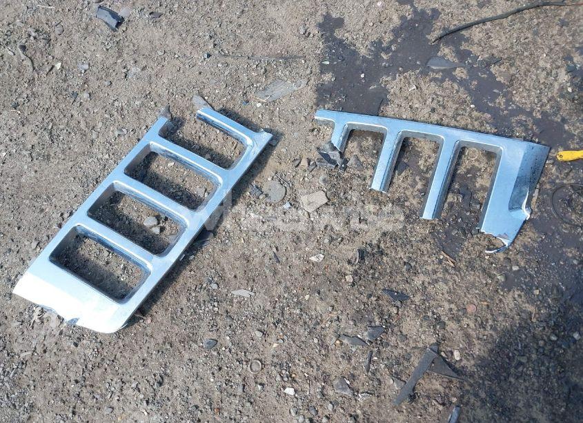 Photo 12 of 2011 Jeep Grand CHEROKEE LIMITED (VIN 1J4RR5GG3BC554934)