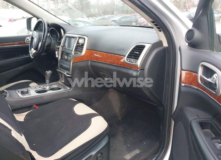 Photo 5 of 2011 Jeep Grand CHEROKEE LIMITED (VIN 1J4RR5GG3BC565951)