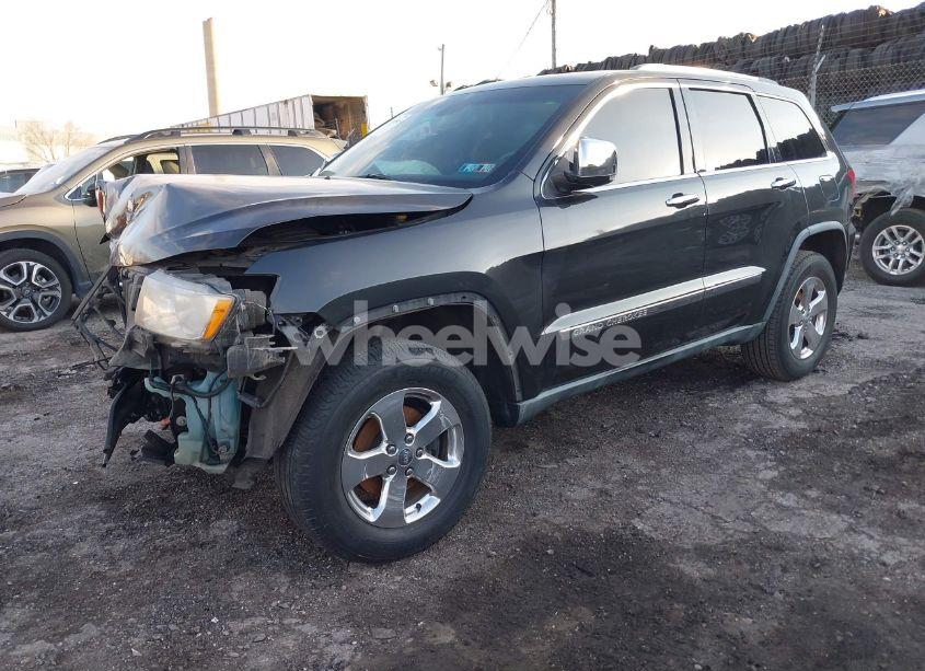 Photo 2 of 2011 Jeep Grand CHEROKEE LIMITED (VIN 1J4RR5GG6BC580766)