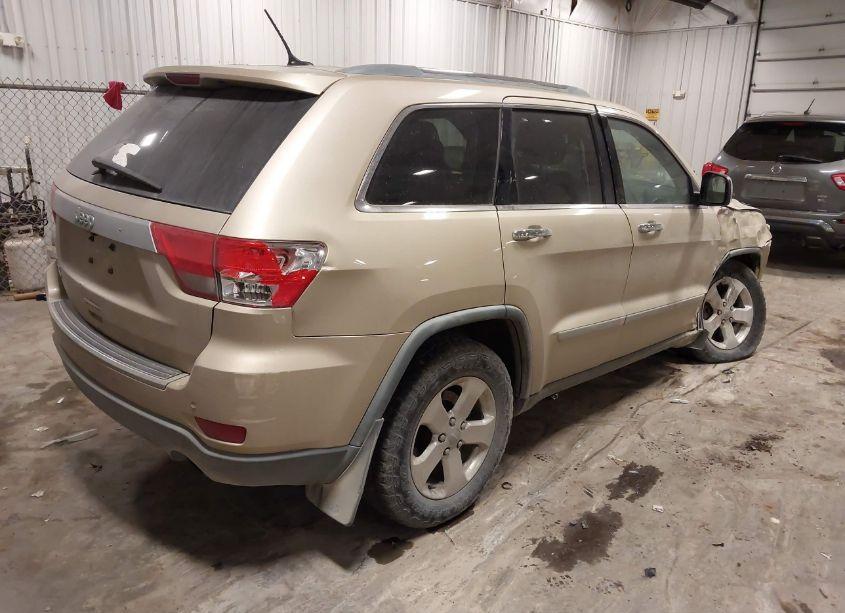 Photo 4 of 2011 Jeep Grand CHEROKEE LIMITED (VIN 1J4RR5GG8BC612987)