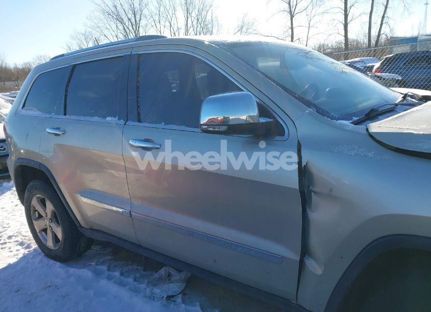 Photo 13 of 2011 Jeep Grand CHEROKEE LIMITED (VIN 1J4RR5GGXBC566952)