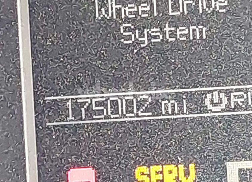 Photo 15 of 2011 Jeep Grand CHEROKEE LIMITED (VIN 1J4RR5GGXBC566952)