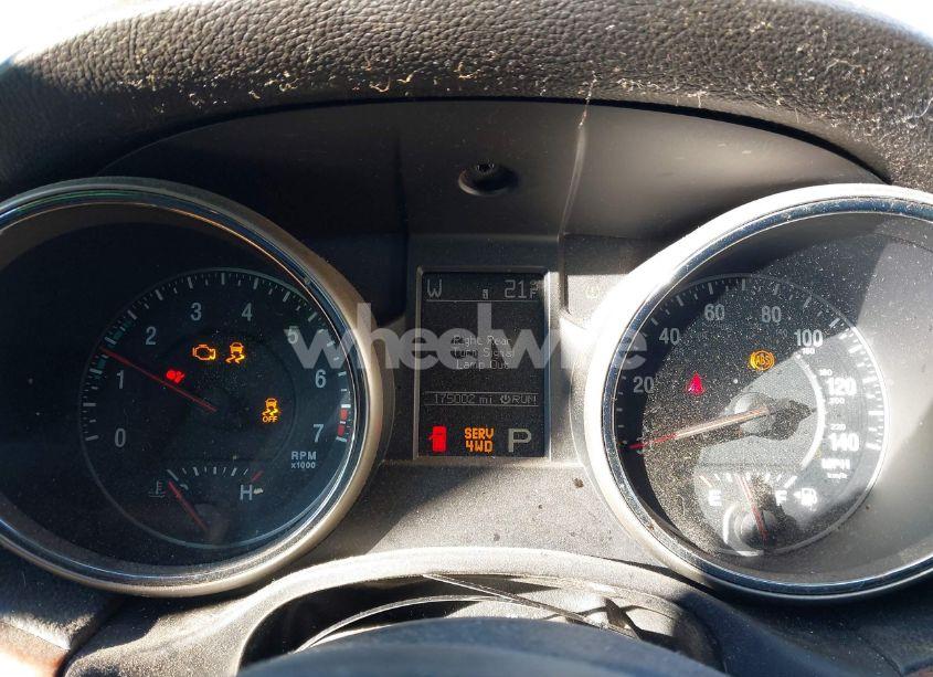 Photo 7 of 2011 Jeep Grand CHEROKEE LIMITED (VIN 1J4RR5GGXBC566952)