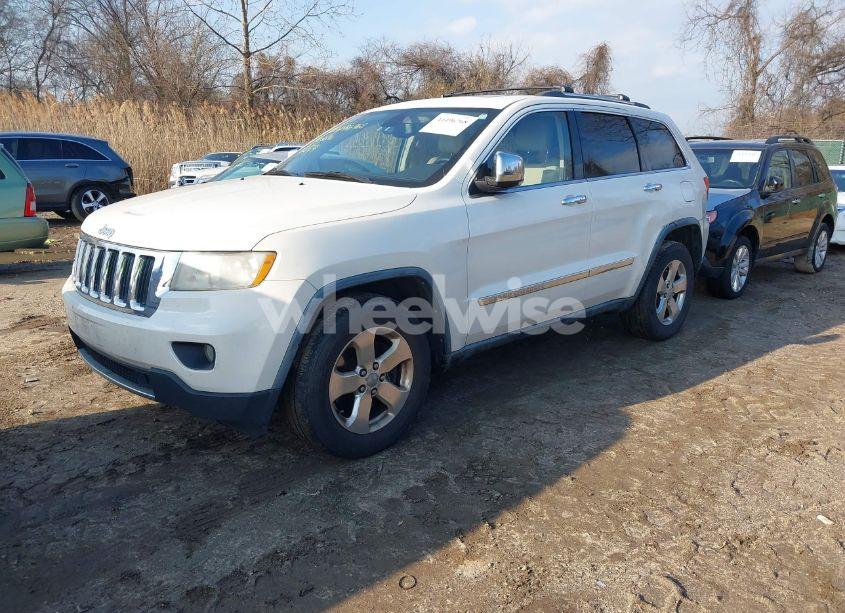 Photo 2 of 2011 Jeep Grand CHEROKEE LIMITED (VIN 1J4RR5GT9BC551971)