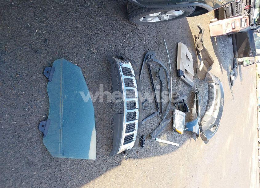 Photo 12 of 2011 Jeep Grand CHEROKEE LIMITED (VIN 1J4RR5GT9BC632047)