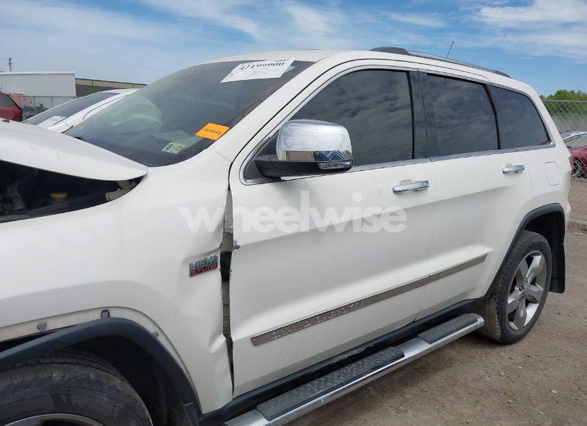 Photo 14 of 2011 Jeep Grand CHEROKEE LIMITED (VIN 1J4RR5GTXBC519319)