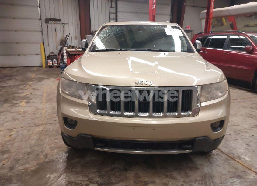 Photo 12 of 2011 Jeep Grand CHEROKEE LIMITED (VIN 1J4RR5GTXBC562817)