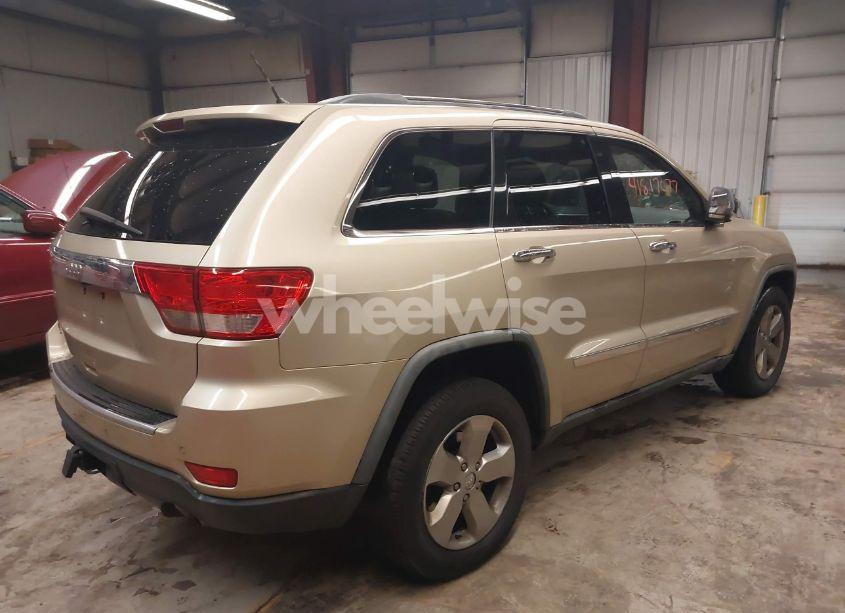 Photo 4 of 2011 Jeep Grand CHEROKEE LIMITED (VIN 1J4RR5GTXBC562817)