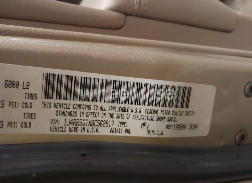 Photo 9 of 2011 Jeep Grand CHEROKEE LIMITED (VIN 1J4RR5GTXBC562817)