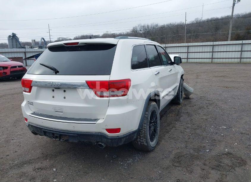 Photo 4 of 2011 Jeep Grand CHEROKEE LIMITED (VIN 1J4RR5GTXBC613247)