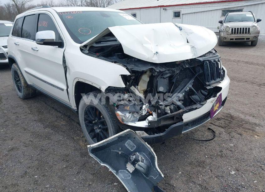 Photo 6 of 2011 Jeep Grand CHEROKEE LIMITED (VIN 1J4RR5GTXBC613247)