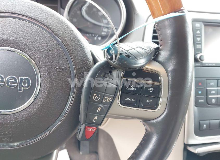 Photo 11 of 2011 Jeep Grand CHEROKEE OVERLAND (VIN 1J4RR6GG1BC696589)