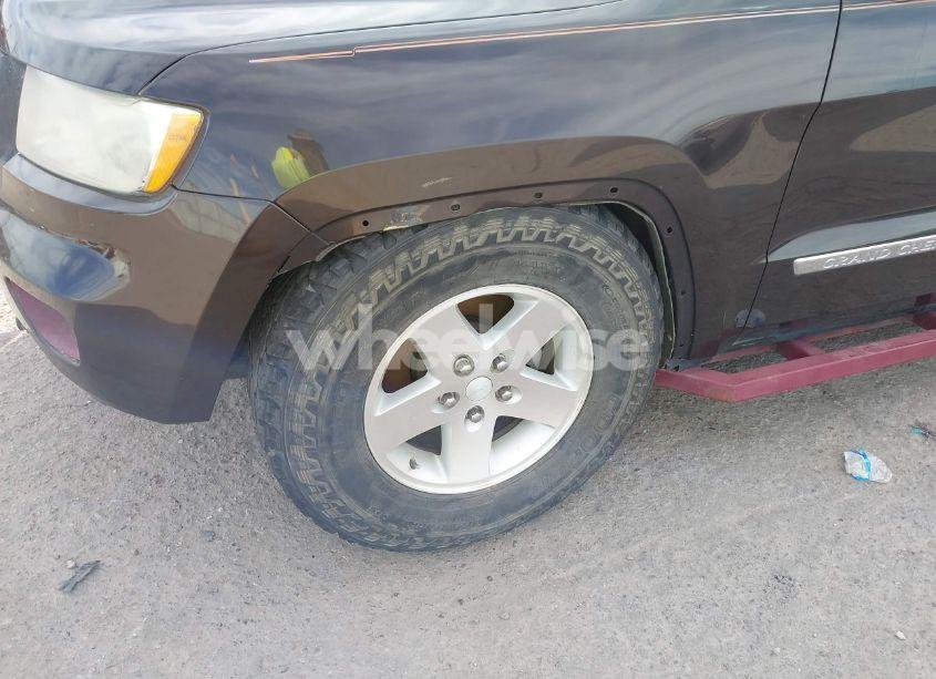 Photo 17 of 2011 Jeep Grand CHEROKEE OVERLAND (VIN 1J4RR6GG6BC626389)