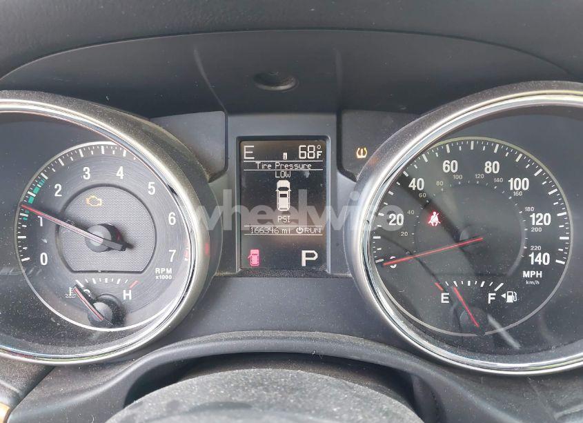 Photo 7 of 2011 Jeep Grand CHEROKEE OVERLAND (VIN 1J4RR6GG6BC672577)