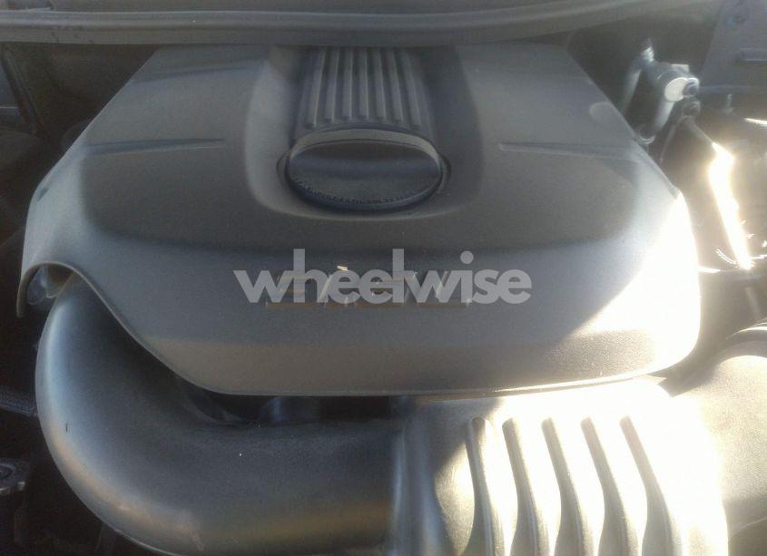 Photo 10 of 2011 Jeep Grand CHEROKEE OVERLAND (VIN 1J4RR6GG8BC510143)